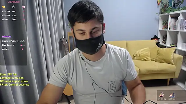 Tomguys Live XXX Chat