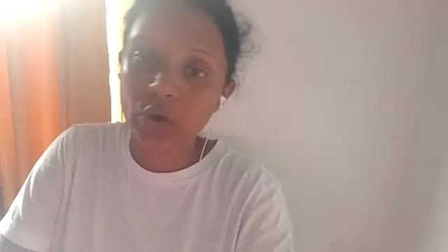 AngelisseRose লাইভ সেক্স ক্যাম শো