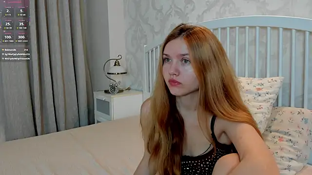 Eva__Lewis' Live Chat Room