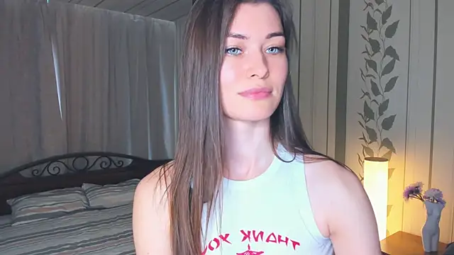 JulissaLipoma's Live Chat Room