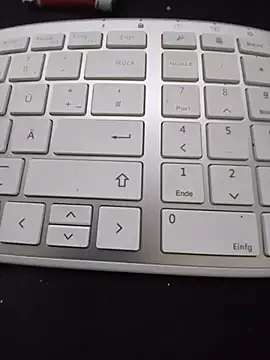 TwoWildToHide's Live Sex Cam Show