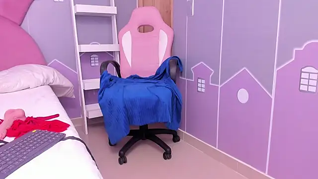 your_sissytrans' Live Chat Room