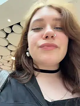 lucy-joy – live chatrum