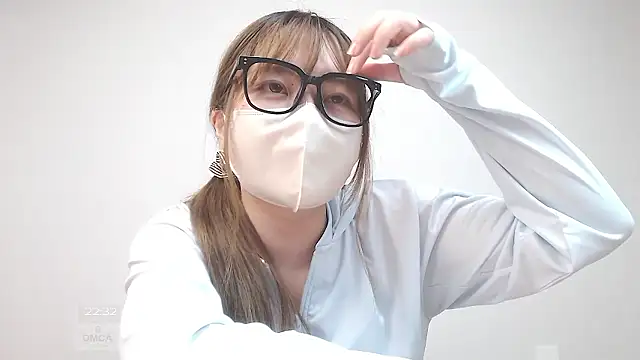 rena_nyanのライブセックスカメラショー