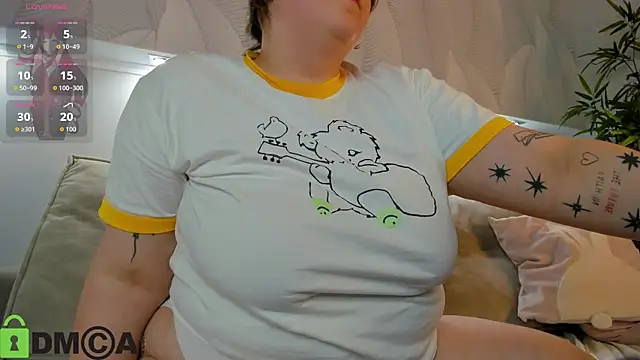 Ruth_Oliver's Live Chat Room