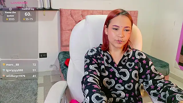 Živá chatovací místnost Megam_white