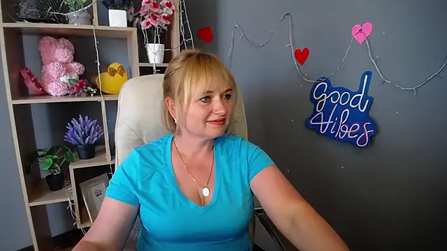 Sala de chat ao vivo de KiraSmiling