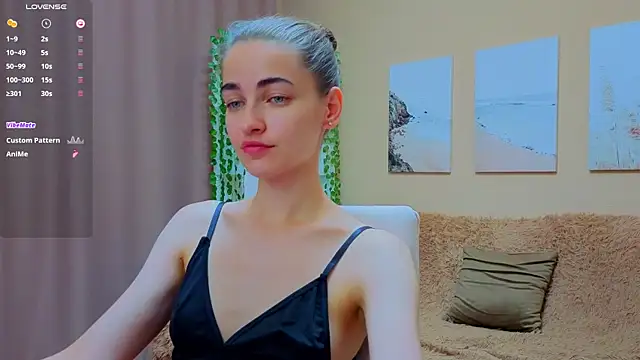 חדר צ'אט בשידור חי של AstoriaNight