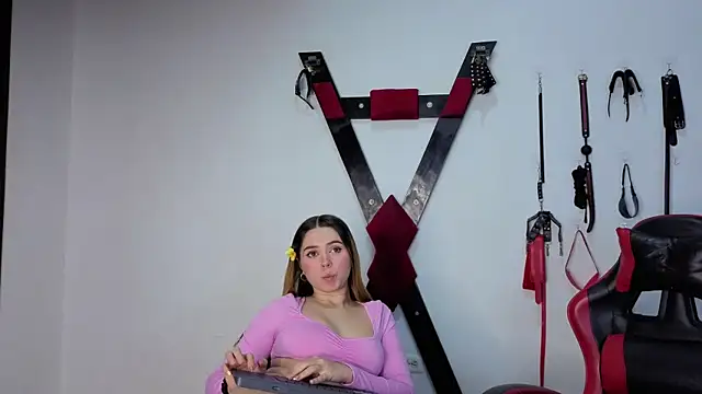 Hana_and_Zeta2026 Adlı Modelin Canlı Seks Kamerası Şovu