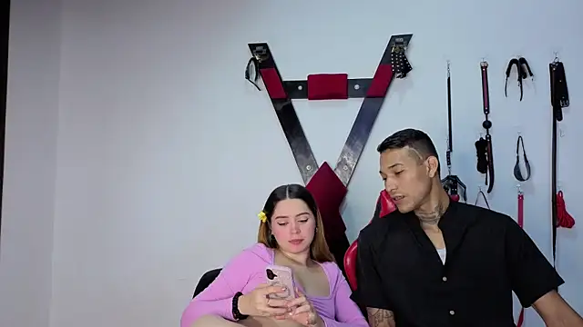 عرض كام Hana_and_Zeta2026 الجنسي المباشر