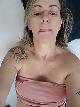 Chat soba uživo modela Misaudibel