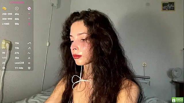 ZulaElden live sex-cam show