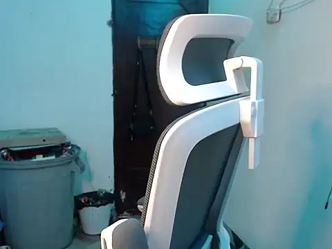kimy_19's Live Chat Room
