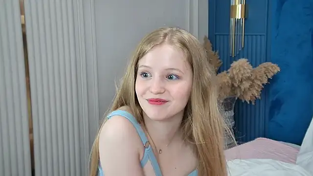 LilianHowards' Live Chat Room