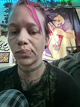 Toxii-'s Live Chat Room