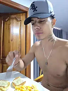 Randyy_Ag – live sex-cam-show