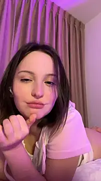milly_pops' Live Chat Room