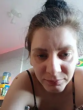 Chat soba uživo modela Ophyrix