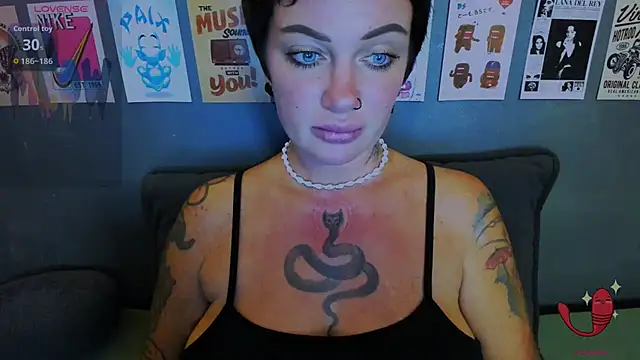 EllieOz's Live Chat Room