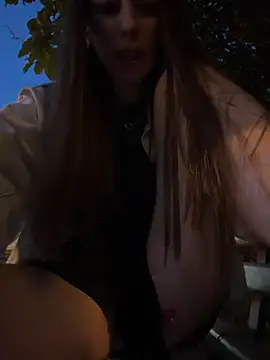 Chat soba uživo modela CrystalClean