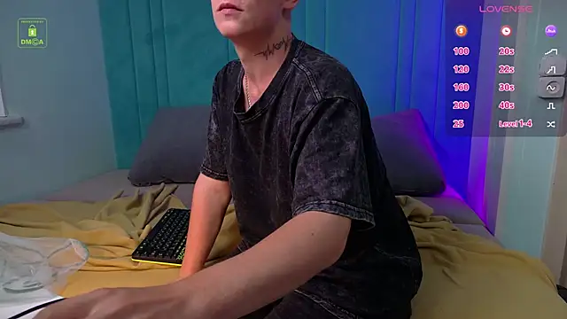 EdwinWilliams' Live Chat Room