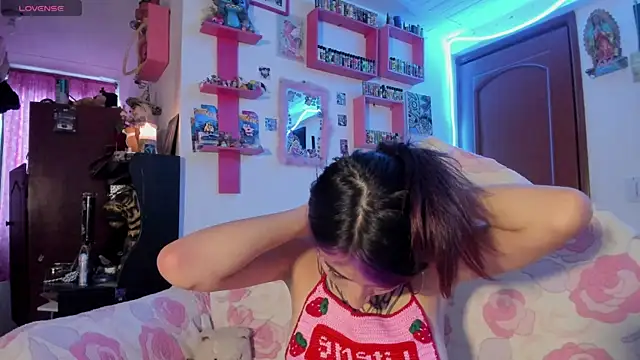 Živá chatovací místnost Rebecahart