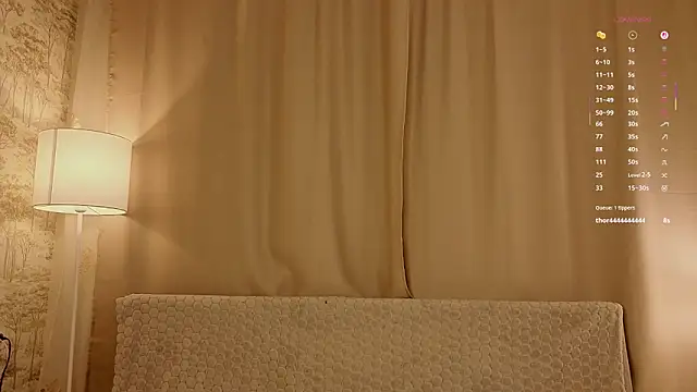 DelanaHenterのライブチャットルーム
