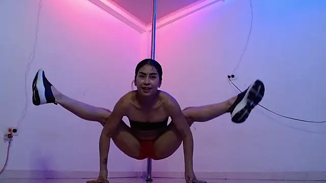 Martina1369のライブチャットルーム