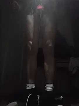 Živá chatovací místnost SingingTrunks