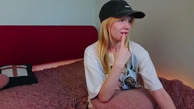 KoriMelon's Live Chat Room