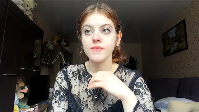 BuzzingRaid Adlı Modelin Canlı Sohbet Odası
