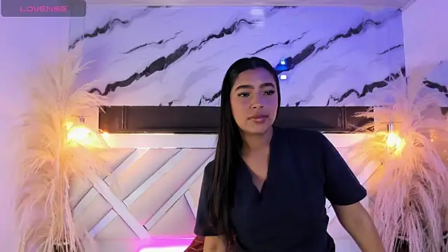 Zoe-Johnson_ – live chatrum