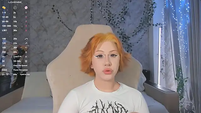 Necucubi02 – live chatrum