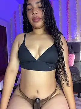 Nanis_ec – live chatrum
