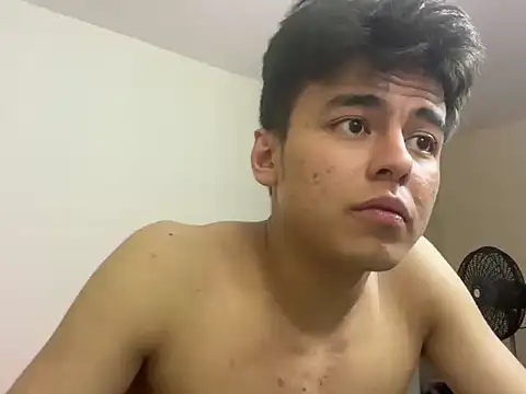 Živá chatovací místnost ToddWarren