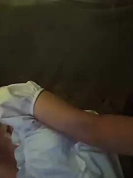 Sala de chat ao vivo de Quee_Quee