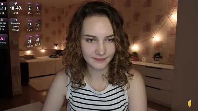 Megan_swiftss' Live Chat Room
