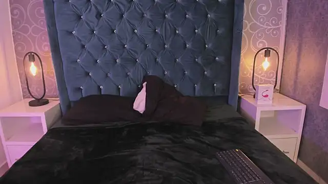 Chat soba uživo modela Anthaarr