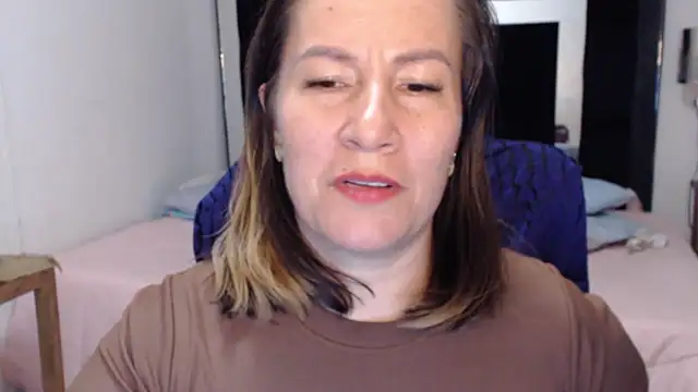 Živá chatovací místnost CATRINA-83