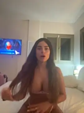 miaabelluccii's Live Chat Room