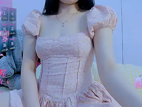 Linh_diudang's Live Chat Room