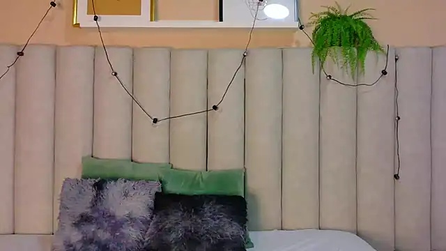 StarrMoon__ – live chatrum