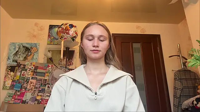 ShellieSavko লাইভ চ্যাট রুম