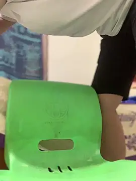 ห้องแชทสดของ Emlyla
