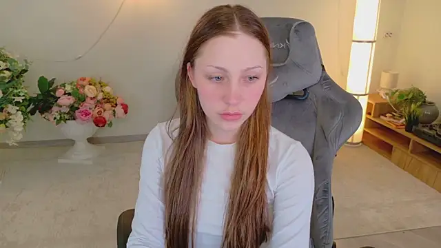 I_m_Regina's Live Chat Room