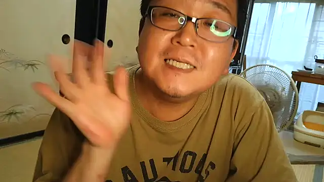 Tkousuken Live chat-huone