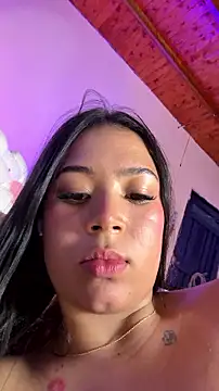 LunaRose5n Live chat-huone