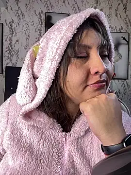 Sala de chat ao vivo de Larissa_Antonella