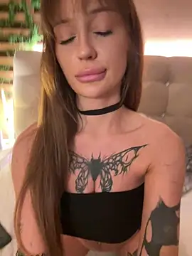 AlishaRuby Live Chatraum