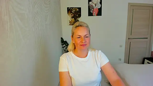Phòng Chat Trực Tiếp Alicee_Gracee